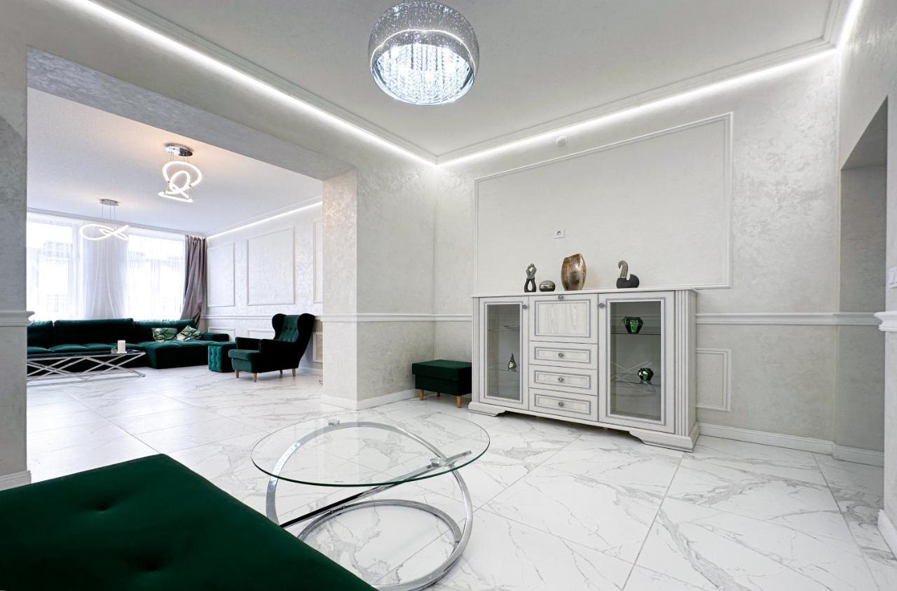 Tamanska Apartments Lviv Luaran gambar